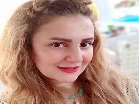 رانيا محمود ياسين تشن هجومًا على البرامج الحوارية التي تفضح أسرار البيوت