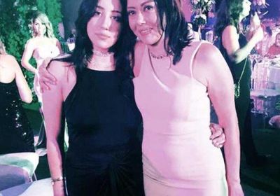 هل تقف الفنانة نهى العمروسي وراء محاولات إيقاف مسلسل الطاووس بسبب ابنتها؟