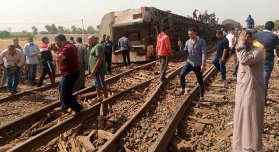  ولي العهد السعودي يعزي الرئيس المصري في ضحايا حادث قطار بنها