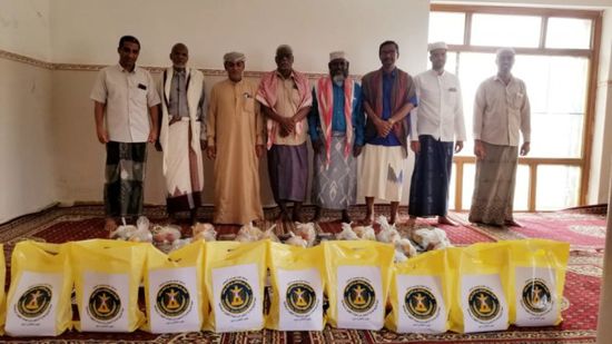 "انتقالي تريم" يمنح وجبات إفطار للأكثر احتياجًا