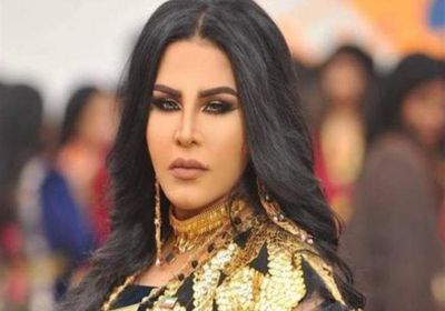 هكذا علقت أحلام على سقوط الأمطار في مكة (فيديو)