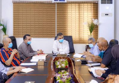 لملس يطلع على تقييم الاحتياجات المائية في العاصمة عدن