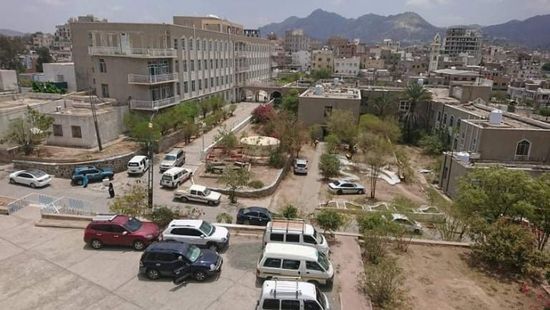 الصليب الأحمر: 1.2 مليون لتر مياه لـ"الثورة العام" بتعز