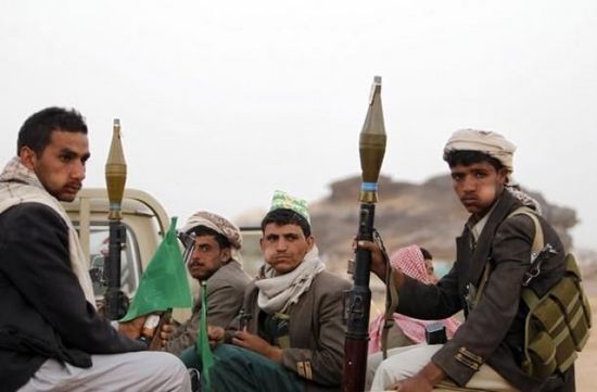 جرائم الابتزاز الحوثية.. ثراء للمليشيات وإذلال للسكان