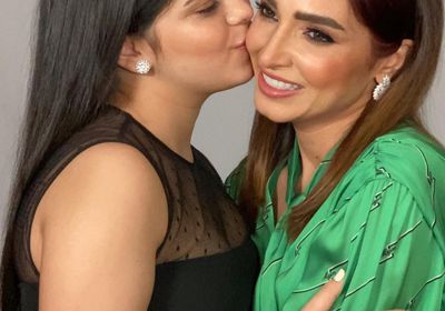 هكذا احتفلت روجينا بعيد ميلاد ابنتها مريم