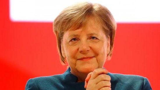 ميركل تحث المواطنين على الالتزام بقيود كورونا