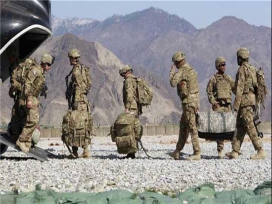 القوات الأجنبية في أفغانستان تُعلن بدء الانسحاب التدريجي