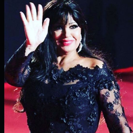 أول تعليق من فيفي عبده بعد خروجها من المستشفى