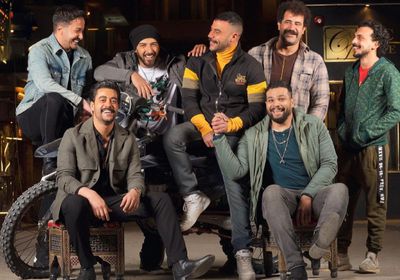 محمد إمام مع أبطال النمر في صورة جديدة