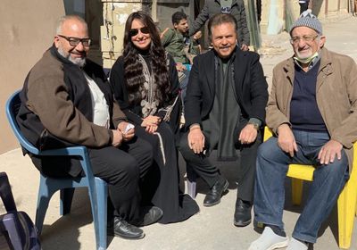 نرمين الفقي بصحبة محمد رياض وبيومي فؤاد من كواليس "النمر"