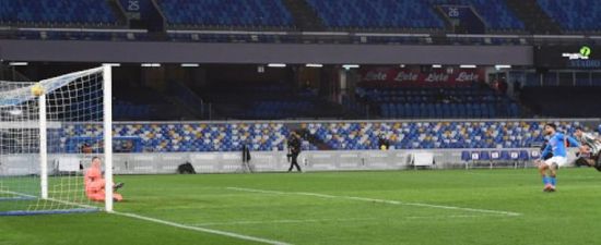 نابولي يفوز على تورينو في الدوري الإيطالي