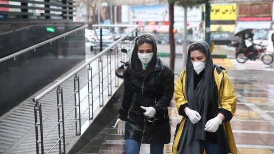 إيران تسجل أعلى حصيلة يومية للوفيات بكورونا لتصل إلى 70 ألف وفاة