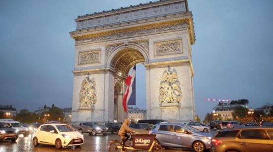 فرنسا تخطط لإرسال 8 وحدات أكسجين إلى الهند