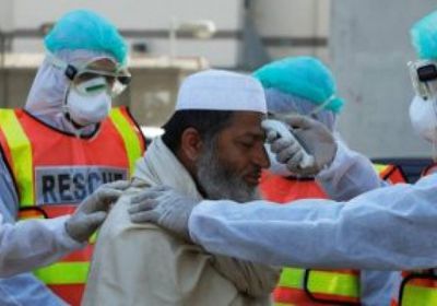 الجيش الباكستاني يحث المواطنين على الالتزام بقيود كورونا