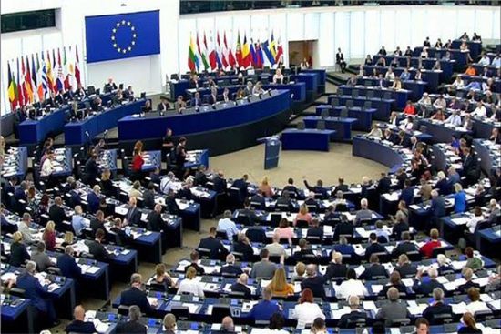 البرلمان الأوروبي يصادق على الاتفاق التجاري لما بعد "بريكست" مع بريطانيا