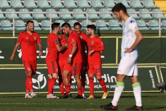 بنفيكا يفوز على تونديلا بهدفين نظيفين في الدوري البرتغالي