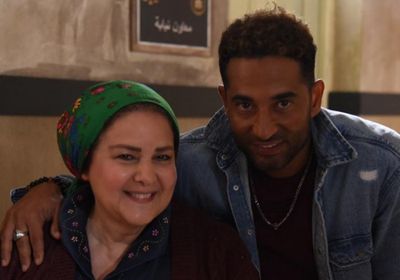 رسالة مؤثرة من عمرو سعد لـ دلال عبدالعزيز بعد إصابتها بفيروس كورونا