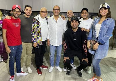 علي ربيع يروج لفيلمه الجديد "زومبي"