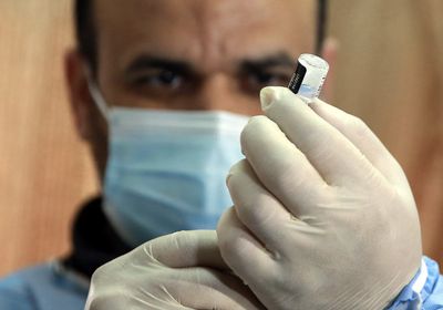 انطلاق حملة التطعيم ضد كورونا في إدلب السورية