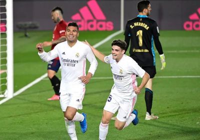ريال مدريد يتجاوز أوساسونا ويقترب من أتلتيكو