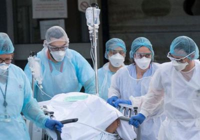 كورونا يتفشى في مصر ويحصد الأرواح