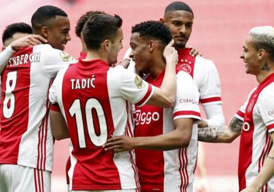 أياكس يتوج رسميا بلقب الدوري الهولندي للمرة الـ35 في تاريخه