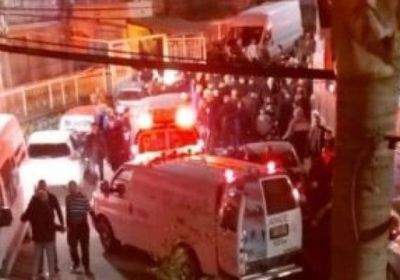  إصابة 3 إسرائيليين بجروح في حادث إطلاق نار من سيارة مسرعة