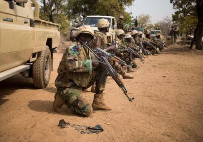  مقتل 16 جنديًا وفقدان آخر في كمين غرب النيجر