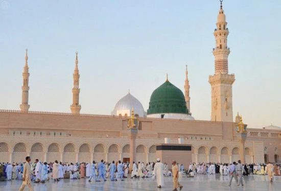 السعودية تفتح المسجد النبوي على مدار 24 ساعة بالعشر الأواخر