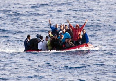وفاة 50 مهاجرًا بينهم مصريون في غرق قارب بليبيا