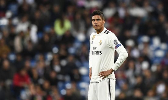 ضربة جديدة.. فاران يغيب عن ريال مدريد أمام تشيلسي