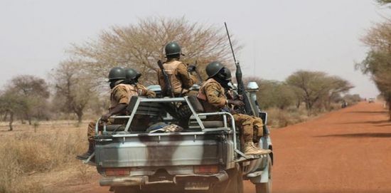 بوركينا فاسو.. مقتل 30 مدنيًا وإصابة 20 آخرين في هجوم مسلح