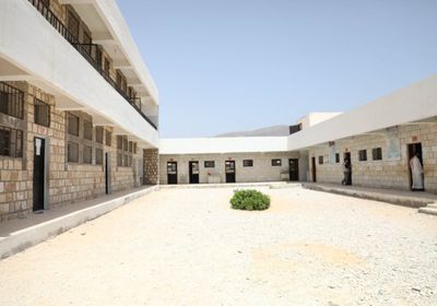 لخدمة 450 طالبًا.. "الإنمائي" يطور مرافق مدرسية بالمهرة