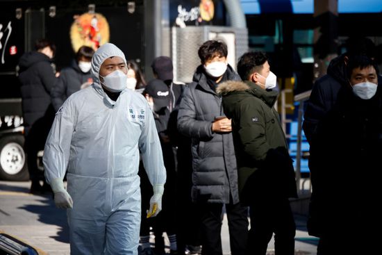 كوريا الجنوبية.. كورونا يسجل 676 إصابة و7 وفيات