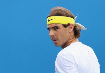 نادال يبلغ الدور الثاني لبطولة مدريد للتنس تحت أنظار كاسياس وراؤول