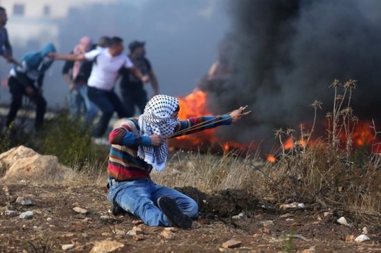 مقتل فلسطيني في مواجهات مع قوات إسرائيلية جنوب نابلس