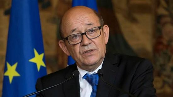 وزير الخارجية الفرنسي يصل بيروت ويلتقي بعون