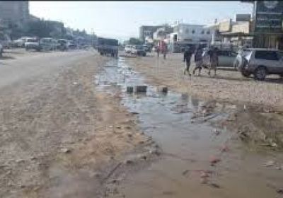 لتفشي الملاريا.. استغاثات في عتق من أزمة الصرف