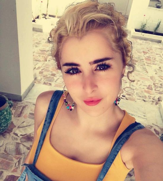 طارق الشناوي :ظلمت عائشة بن أحمد (فيديو)