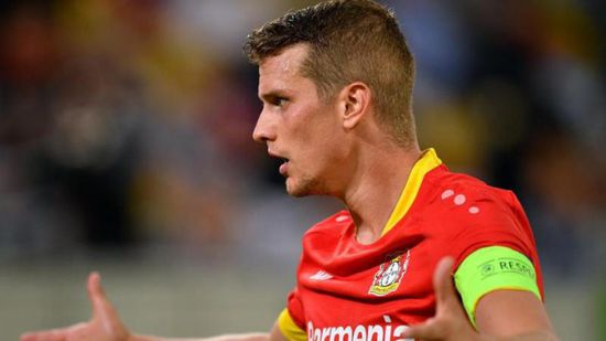 مدرب ليفركوزن: بيندر ربما ينهي مسيرته بدون مباراة اعتزال