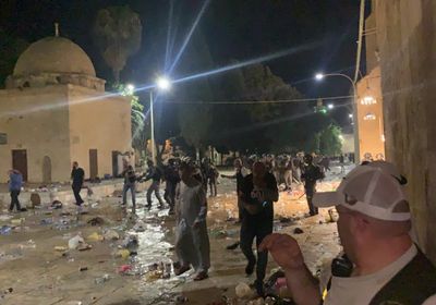 إعادة فتح المسجد الأقصى بعد انسحاب الجنود الإسرائيليين