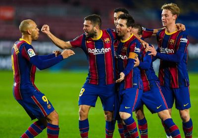 ميسي يقود هجوم برشلونة أمام أتلتيكو مدريد