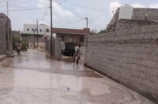 السيول تغمر أراضي تبن وتحاصر منازلها