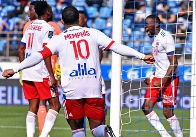 ليون يضرب بقوة ويتقدم للمركز الثالث بالدوري الفرنسي