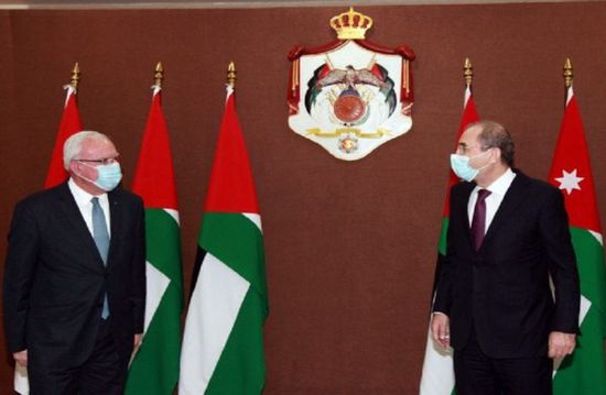 الأردن وفسطين يدعوان المجتمع الدولي لوقف التصعيد بالقدس