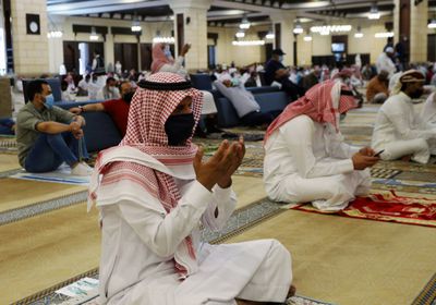 السعودية.. إغلاق 23 مسجدًا بعد إصابة مصلين بكورونا
