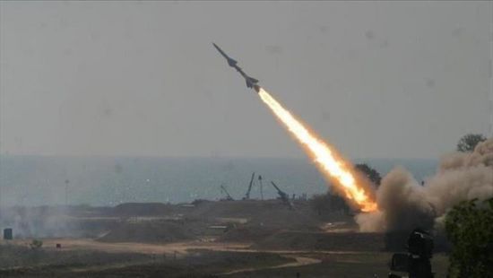 حصيلة العدوان الحوثي.. التحالف يسقط 995 صاروخًا ومسيرة