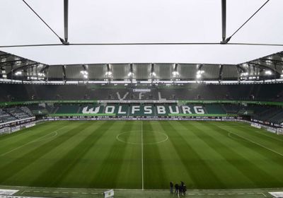 فولفسبورج يحل فريق تحت 23 عاما ويعلن عن تعاون مع سانت بولتن النمساوي