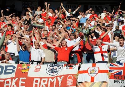 رإنجلترا تشهد السماح بحضور آلاف المشجعين في الاستادات اعتبارا من منتصف مايو
