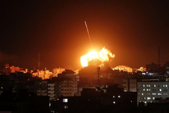 الجيش الإسرائيلي يعلن استهدافه مقرًا أمنيًا لحماس  